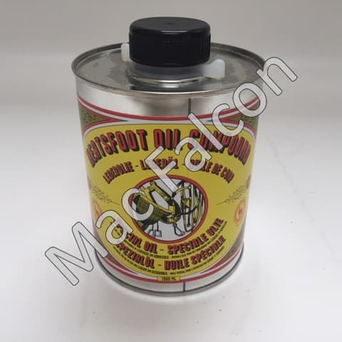 Traditional leather oil 1000 ml on the basis of oxfoot oil (neatsfootoil)