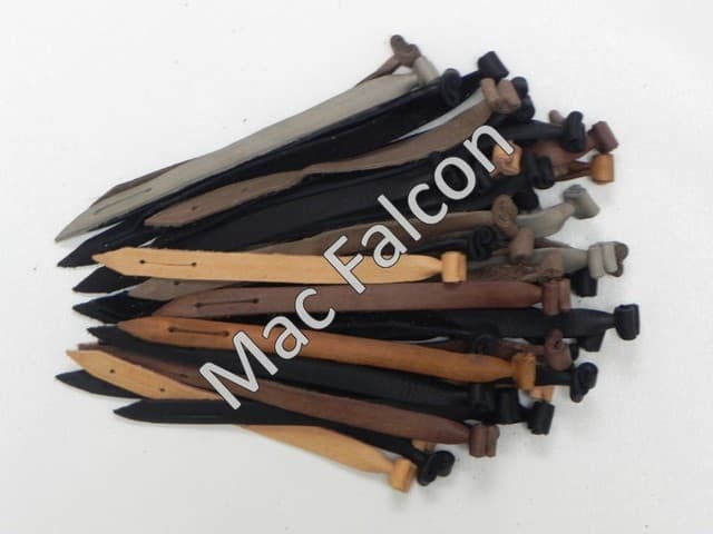 Nr 2 MAC Falcon extra strong leather straps are 18 cm long and 1,4 cm wide