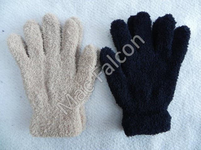 Washable set of winter gloves