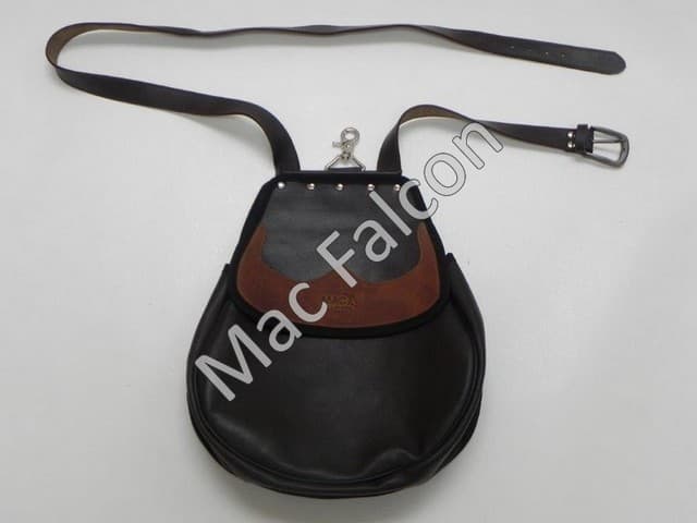 Falconers shoulder bag with adjustable shoulder strap, brown with Mac Falcon Logo